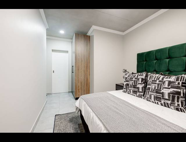 2 BEDROOM APARTMENT FOR SALE IN SINOVILLE